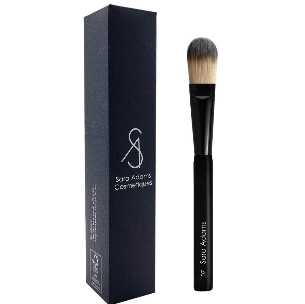 Sara Adams Cosmetiques Pro Flat Foundation Brush #07